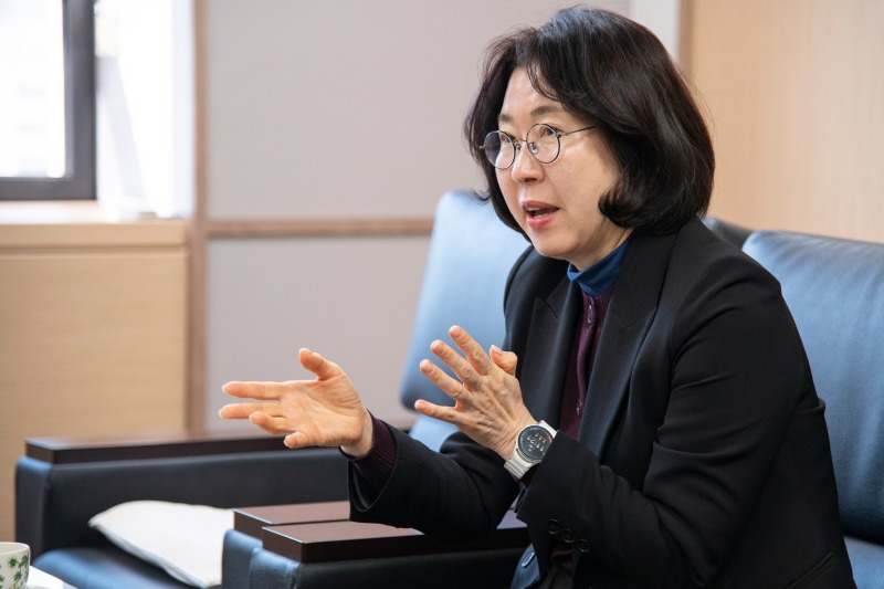 협력 방안을 논의하는 이미선 기상청장의 모습